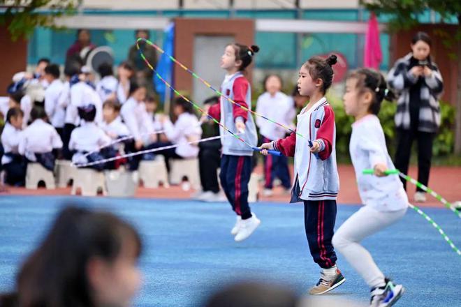 金牛区中小学生2025年寒假居家锻炼计划开启活力假期！(2)