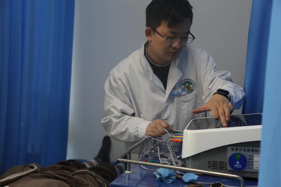 家门口享受专业康复服务就在山南！(8)