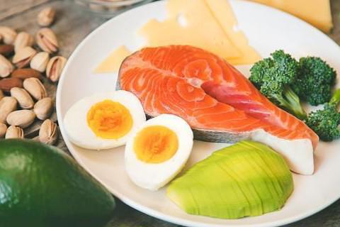 热闻“国家喊咱减肥了”管理体重如何做？全国多地政务公众号推送健康食谱(5)