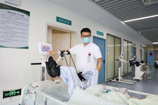 六安市人民医院骨康一体化门诊开诊！就诊+康复一步到位(2)