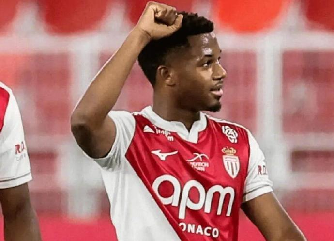 摩纳哥伤病名单高达8人法甲球队如何应对密集赛程下的体能危机？(1)